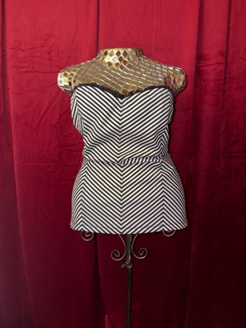 White House Black Market Black and White Striped Top